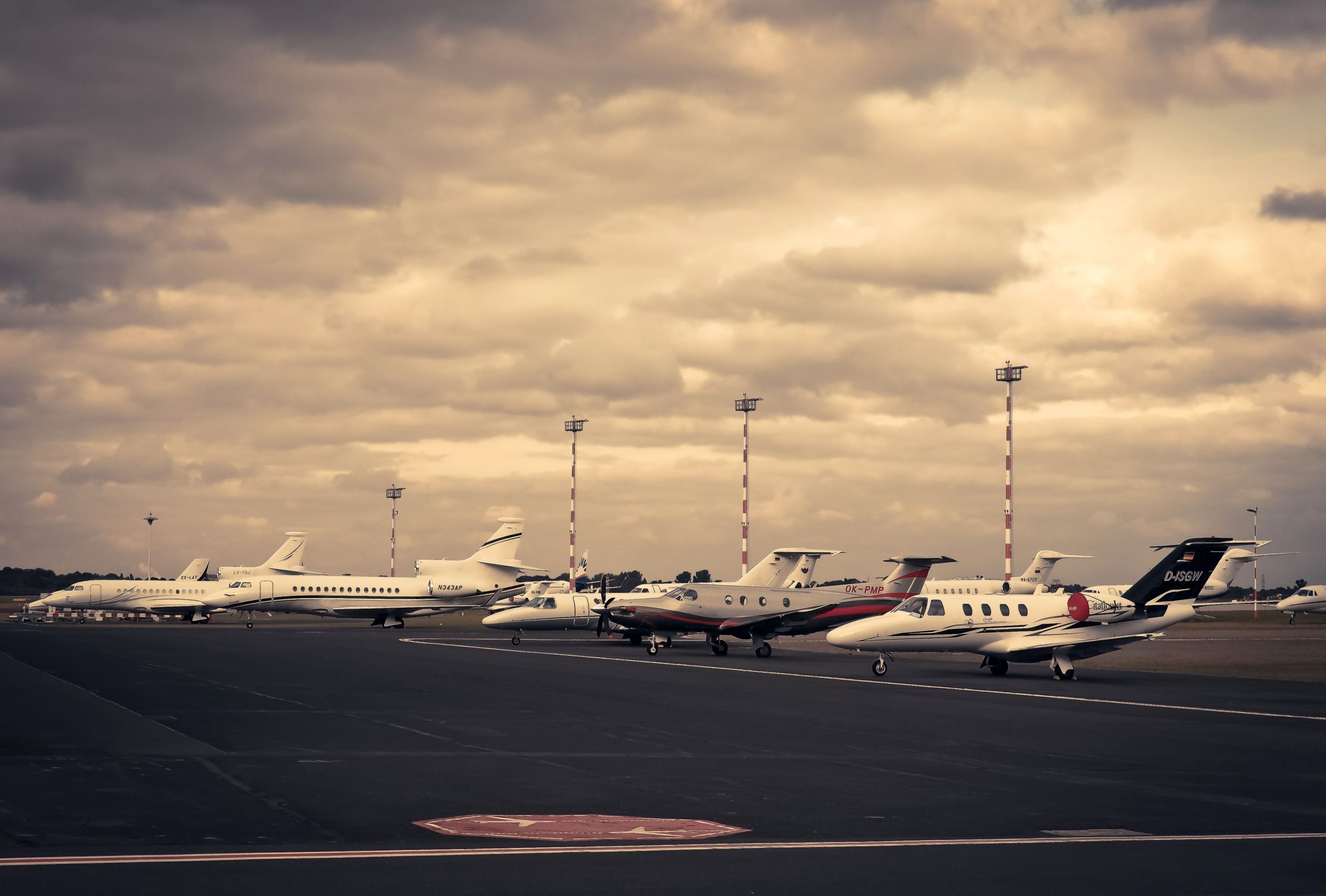 Fractional Jet Ownership vs. Renting